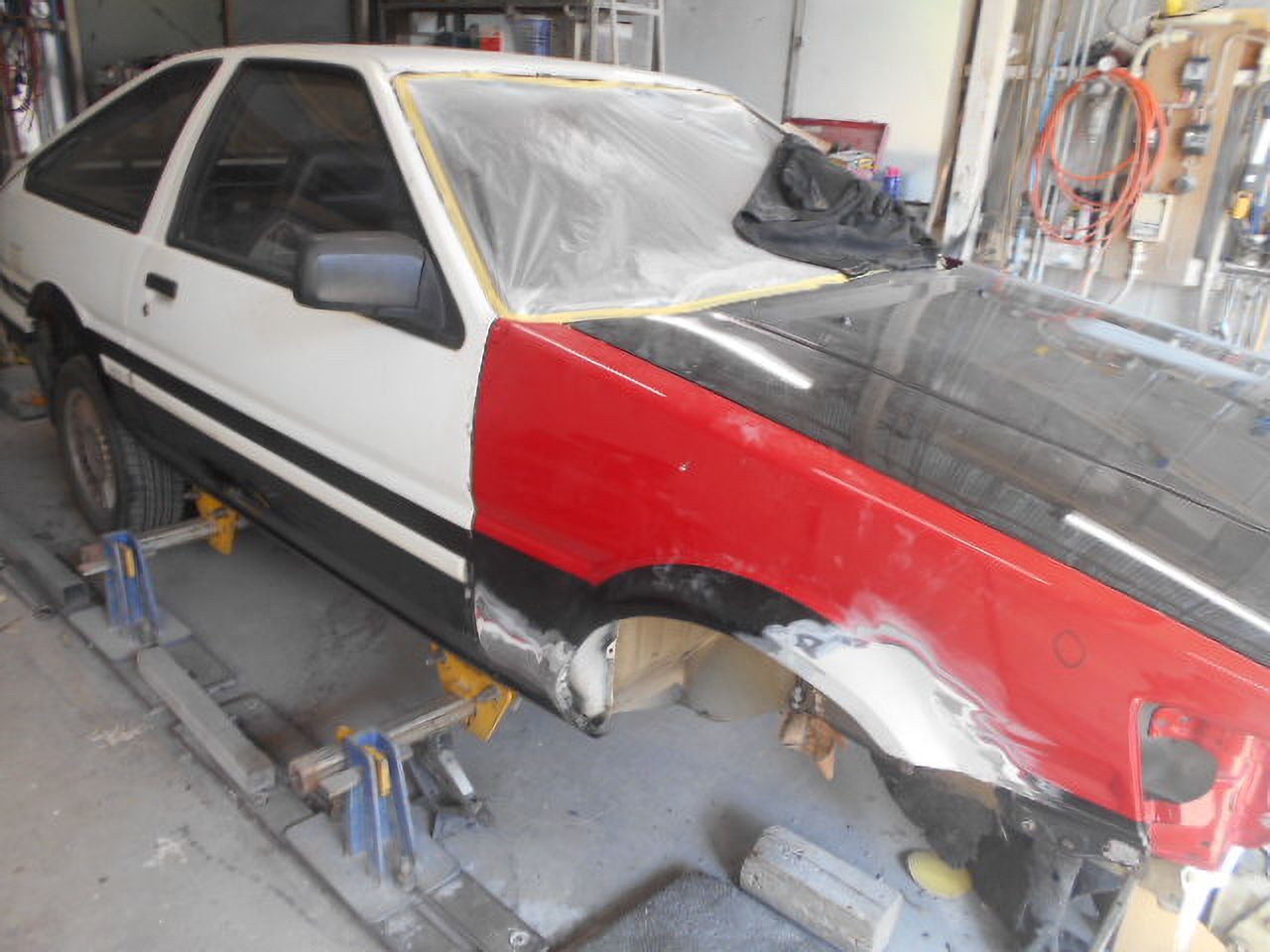 鈑金塗装は茨城県筑西市の江連自動車にお任せください!どんなキズでも責任をもって修理致します!